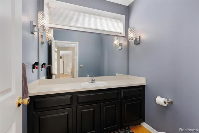 1340 Ross Lane, Rochester, MI 48306