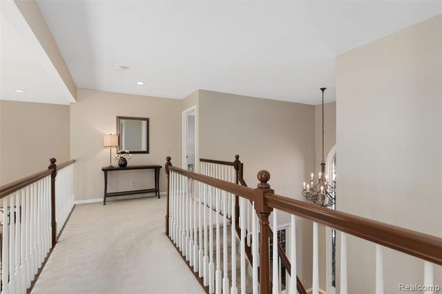 1340 Ross Lane, Rochester, MI 48306