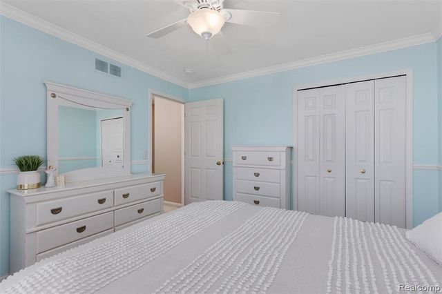 1340 Ross Lane, Rochester, MI 48306