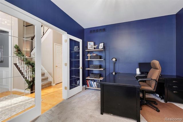 1340 Ross Lane, Rochester, MI 48306