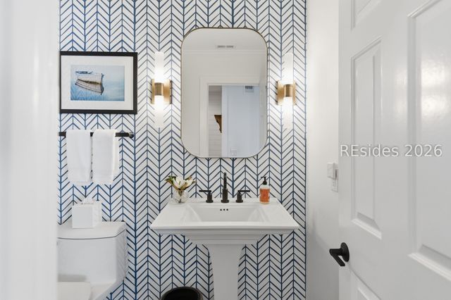 48 Club Course Dr, Hilton Head Island, SC 29928