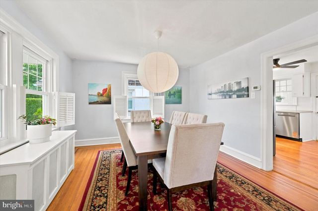208 SABINE AVE, Narberth, PA 19072