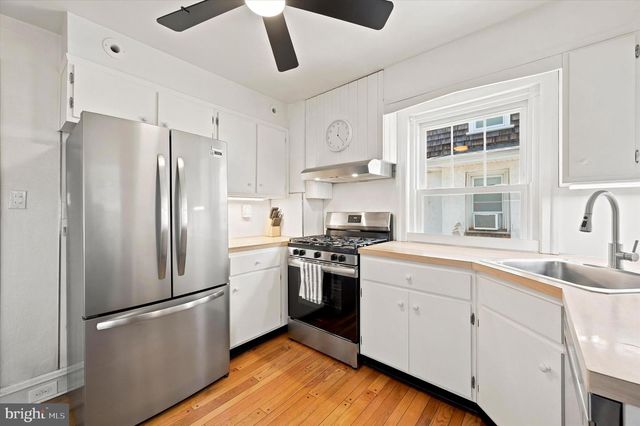 208 SABINE AVE, Narberth, PA 19072