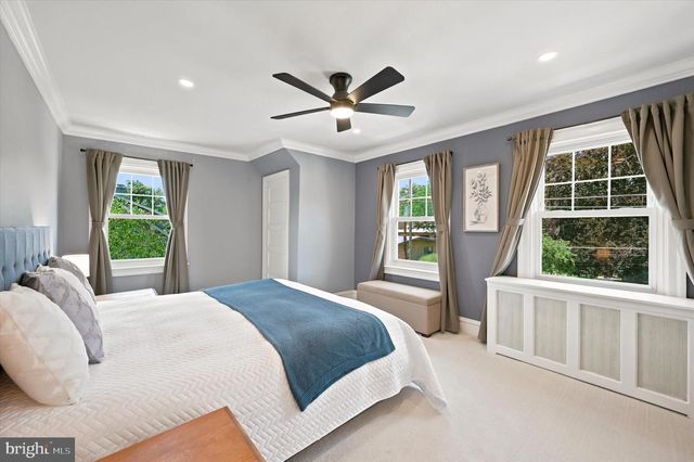 208 SABINE AVE, Narberth, PA 19072