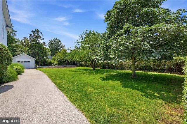 208 SABINE AVE, Narberth, PA 19072