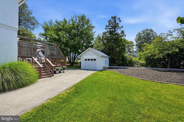 208 SABINE AVE, Narberth, PA 19072