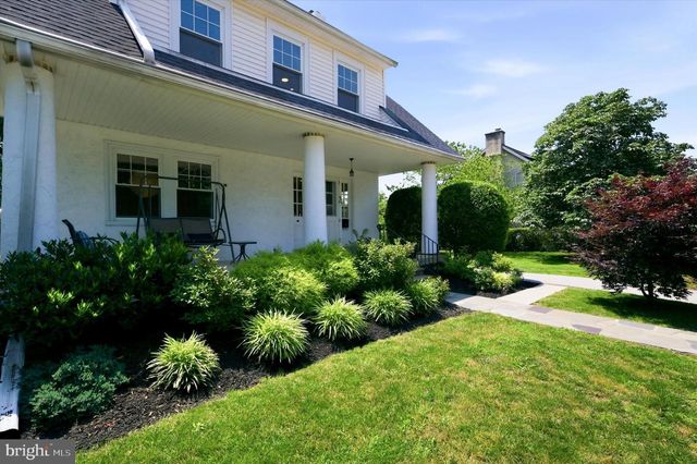 208 SABINE AVE, Narberth, PA 19072