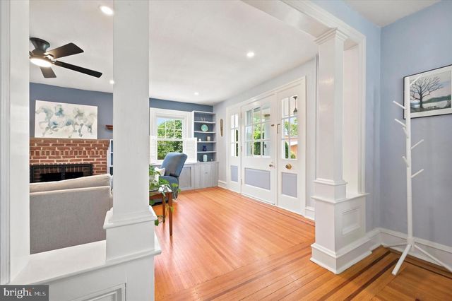 208 SABINE AVE, Narberth, PA 19072