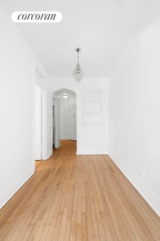 12416 84th Rd Apt 2C, New York City, NY 11415