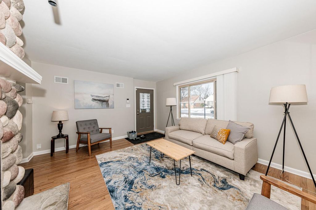 5126 N 67th STREET, Milwaukee, WI 53218