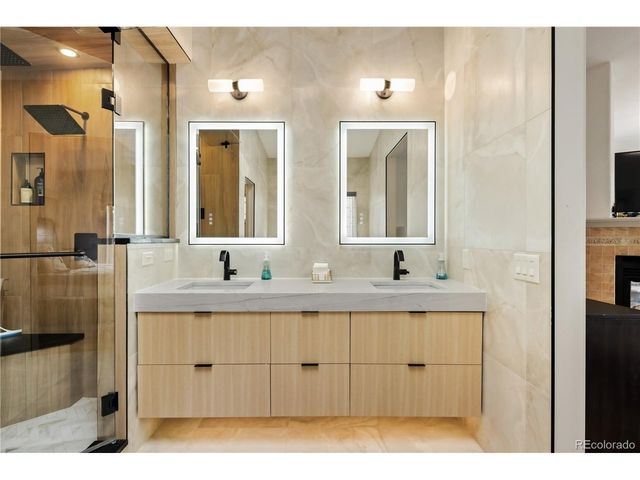 2823 Vallejo St, Denver, CO 80211