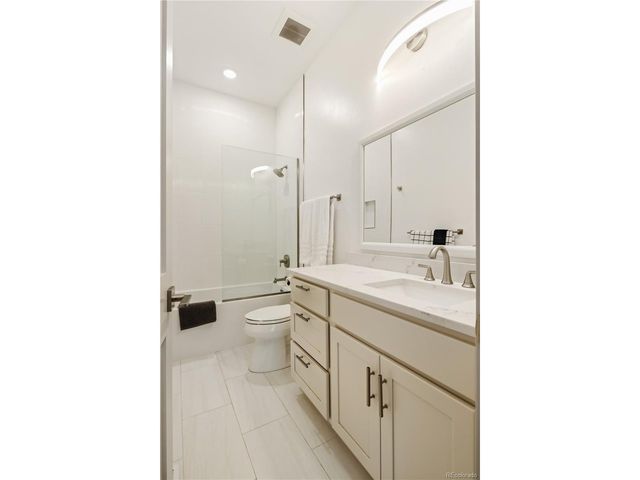 2823 Vallejo St, Denver, CO 80211