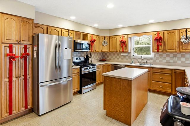 5235 Mast Road, Duncan Falls, OH 43734