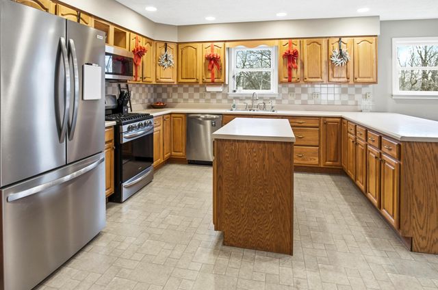 5235 Mast Road, Duncan Falls, OH 43734