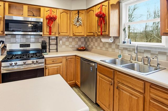 5235 Mast Road, Duncan Falls, OH 43734