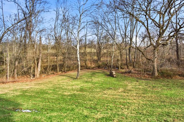 5235 Mast Road, Duncan Falls, OH 43734