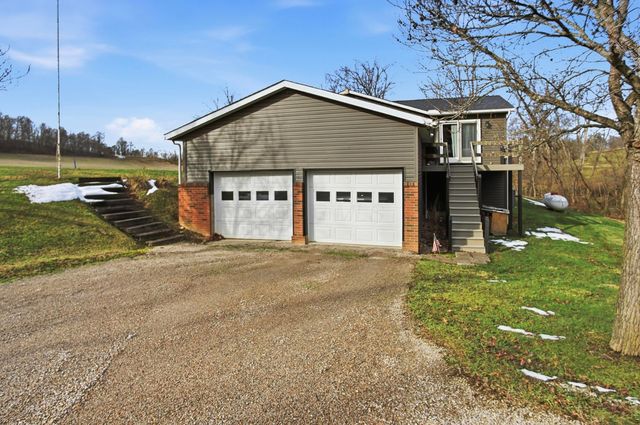 5235 Mast Road, Duncan Falls, OH 43734