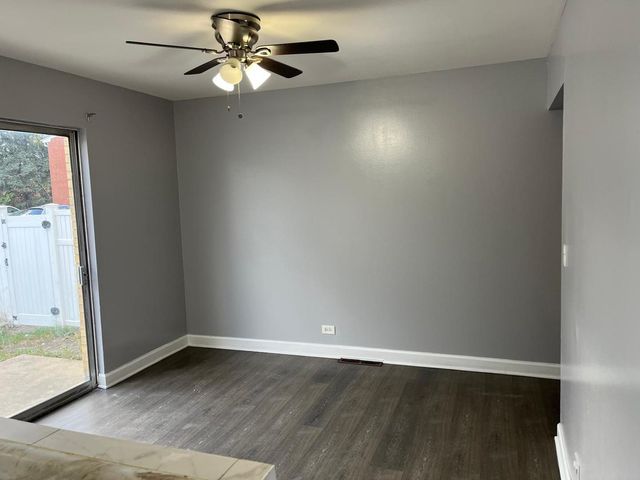 952 N Virginia Lane 0, Elmhurst, IL 60126