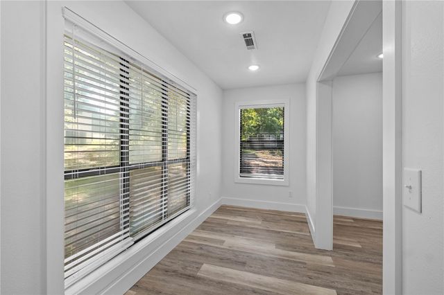 3325, 3335 S School, Fayetteville, AR 72701