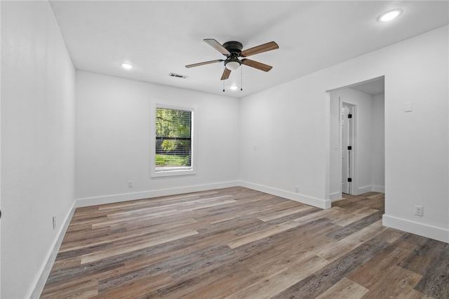 3325, 3335 S School, Fayetteville, AR 72701