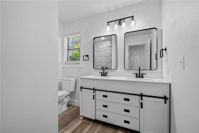 3325, 3335 S School, Fayetteville, AR 72701