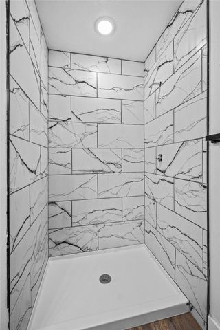 3325, 3335 S School, Fayetteville, AR 72701