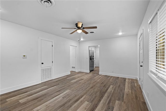 3325, 3335 S School, Fayetteville, AR 72701