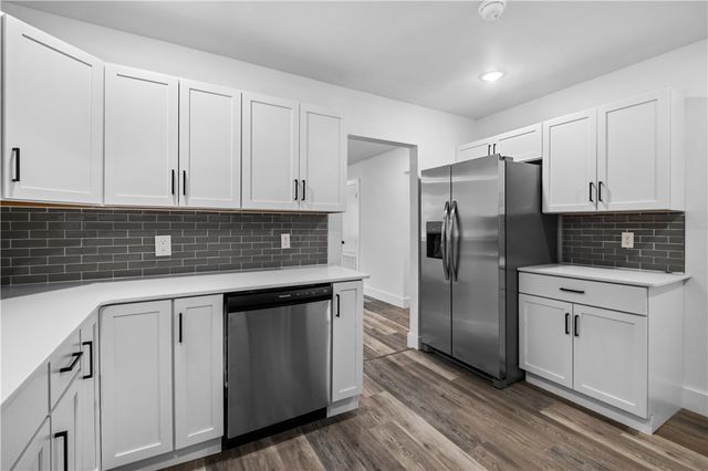 3325, 3335 S School, Fayetteville, AR 72701