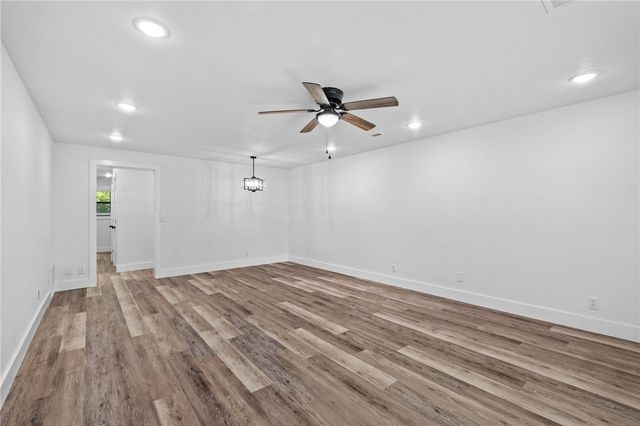 3325, 3335 S School, Fayetteville, AR 72701