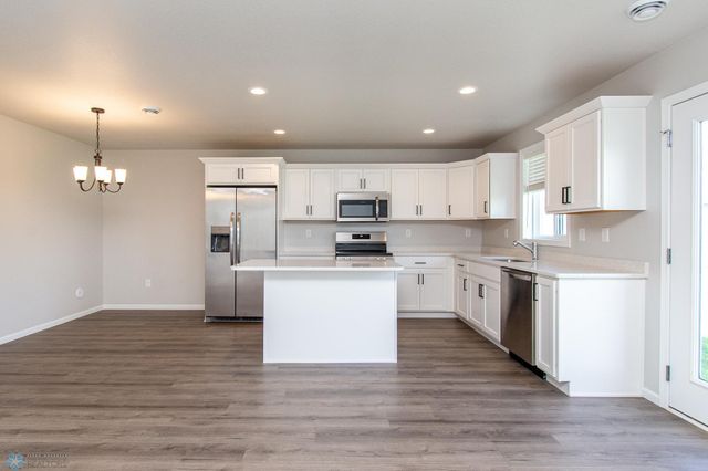1449 68th Avenue S, Fargo, ND 58104