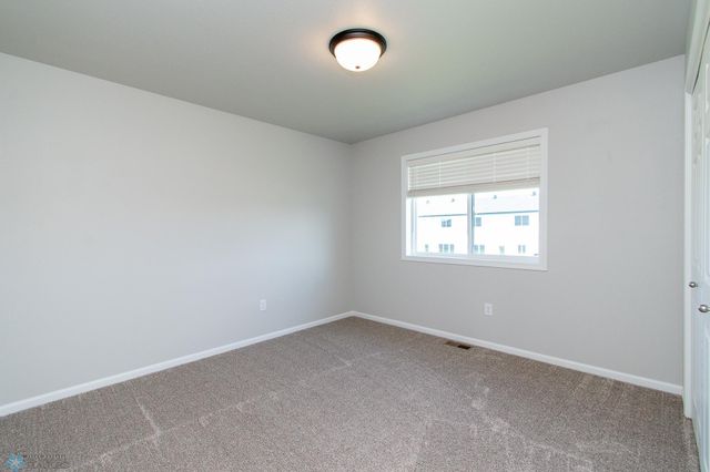1449 68th Avenue S, Fargo, ND 58104