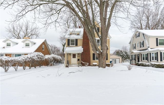 52 Bondcroft Drive, Amherst, NY 14226