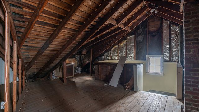 52 Bondcroft Drive, Amherst, NY 14226