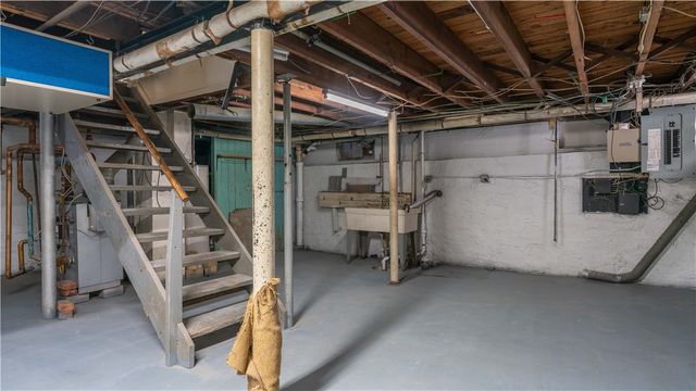 52 Bondcroft Drive, Amherst, NY 14226