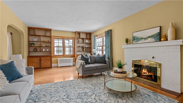 52 Bondcroft Drive, Amherst, NY 14226