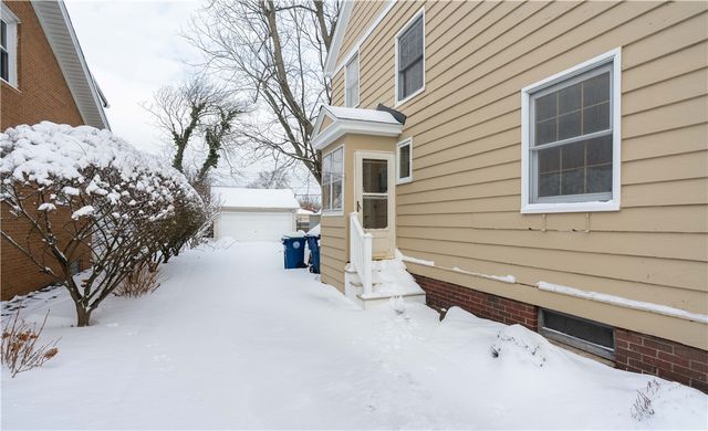 52 Bondcroft Drive, Amherst, NY 14226