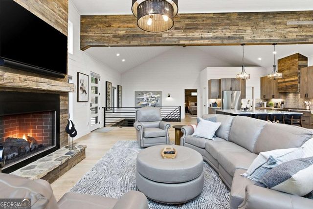 107 Cool Creek Trail, Blue Ridge, GA 30513