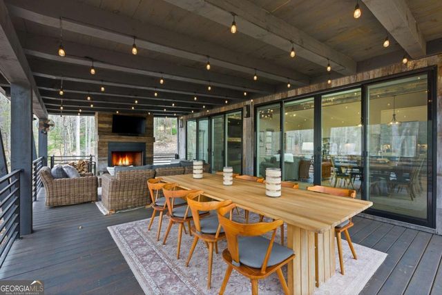 107 Cool Creek Trail, Blue Ridge, GA 30513