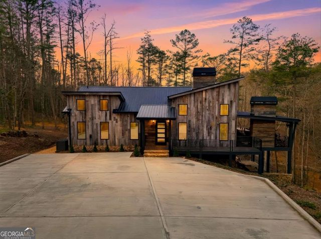 107 Cool Creek Trail, Blue Ridge, GA 30513