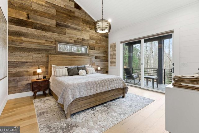 107 Cool Creek Trail, Blue Ridge, GA 30513