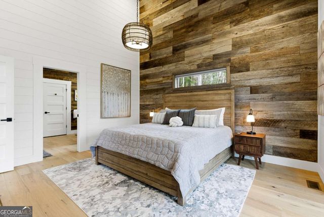 107 Cool Creek Trail, Blue Ridge, GA 30513