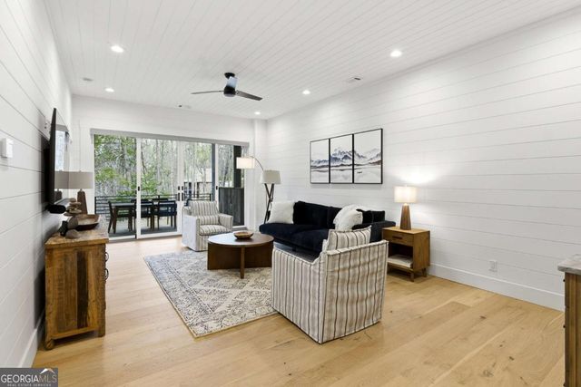 107 Cool Creek Trail, Blue Ridge, GA 30513