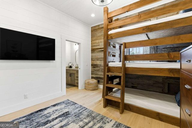 107 Cool Creek Trail, Blue Ridge, GA 30513