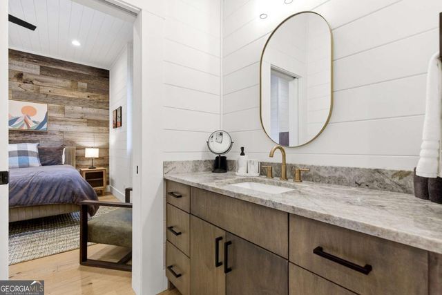 107 Cool Creek Trail, Blue Ridge, GA 30513