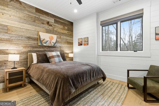 107 Cool Creek Trail, Blue Ridge, GA 30513