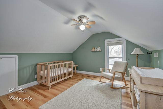 133 S Walkup Avenue, Crystal Lake, IL 60014