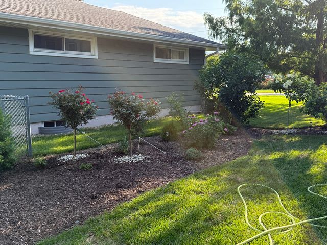 133 S Walkup Avenue, Crystal Lake, IL 60014