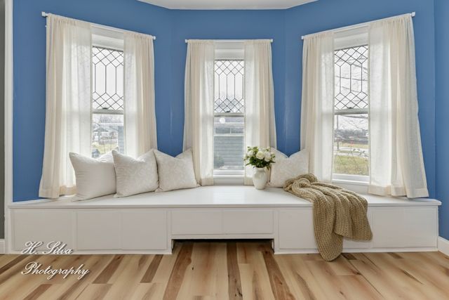 133 S Walkup Avenue, Crystal Lake, IL 60014