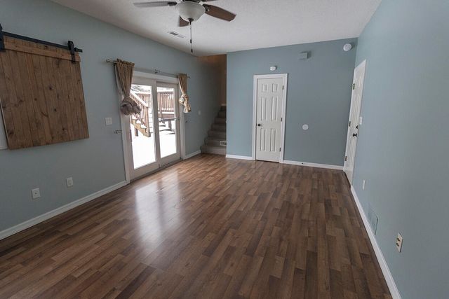 4500 W BRIDGEWOOD DR, Columbia, MO 65203