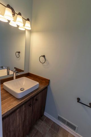 4500 W BRIDGEWOOD DR, Columbia, MO 65203